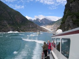 Boats Leaving the Glacier img_2544