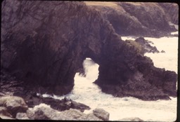 rock-hole-northern-scotland_med