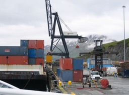 Cargo loading img_2133
