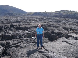 Tom on path img_2761