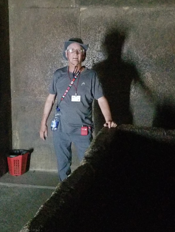 Perry in pyramid
